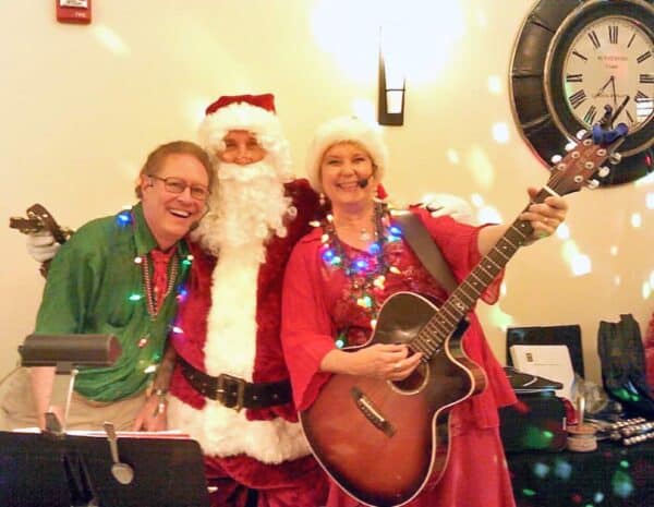 Christmas at Colonial Courtyard at Clearfield