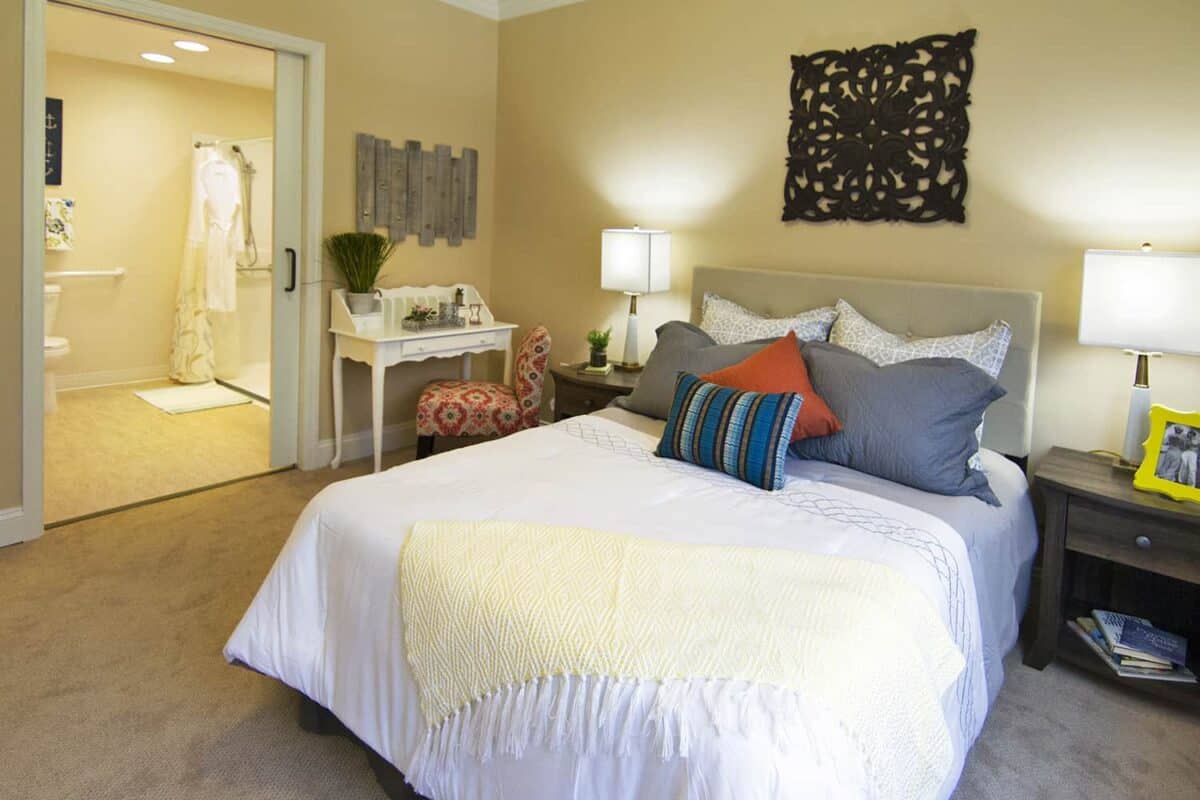 candle light cove apartment bedroom