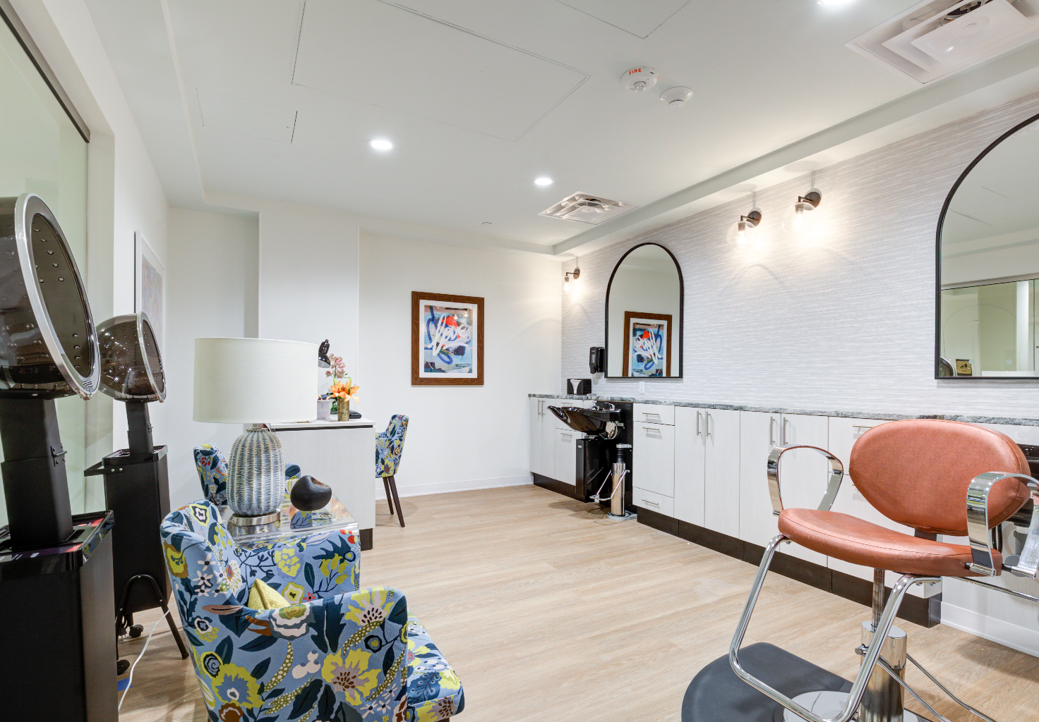 Residence at Colvin Run beauty salon