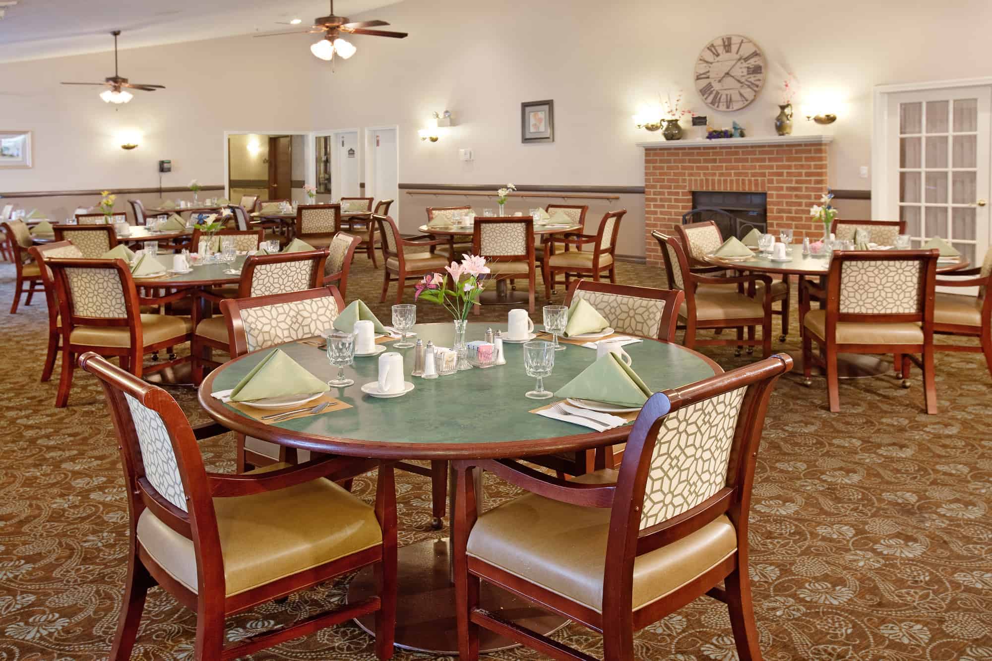 dining room with tables and chairs