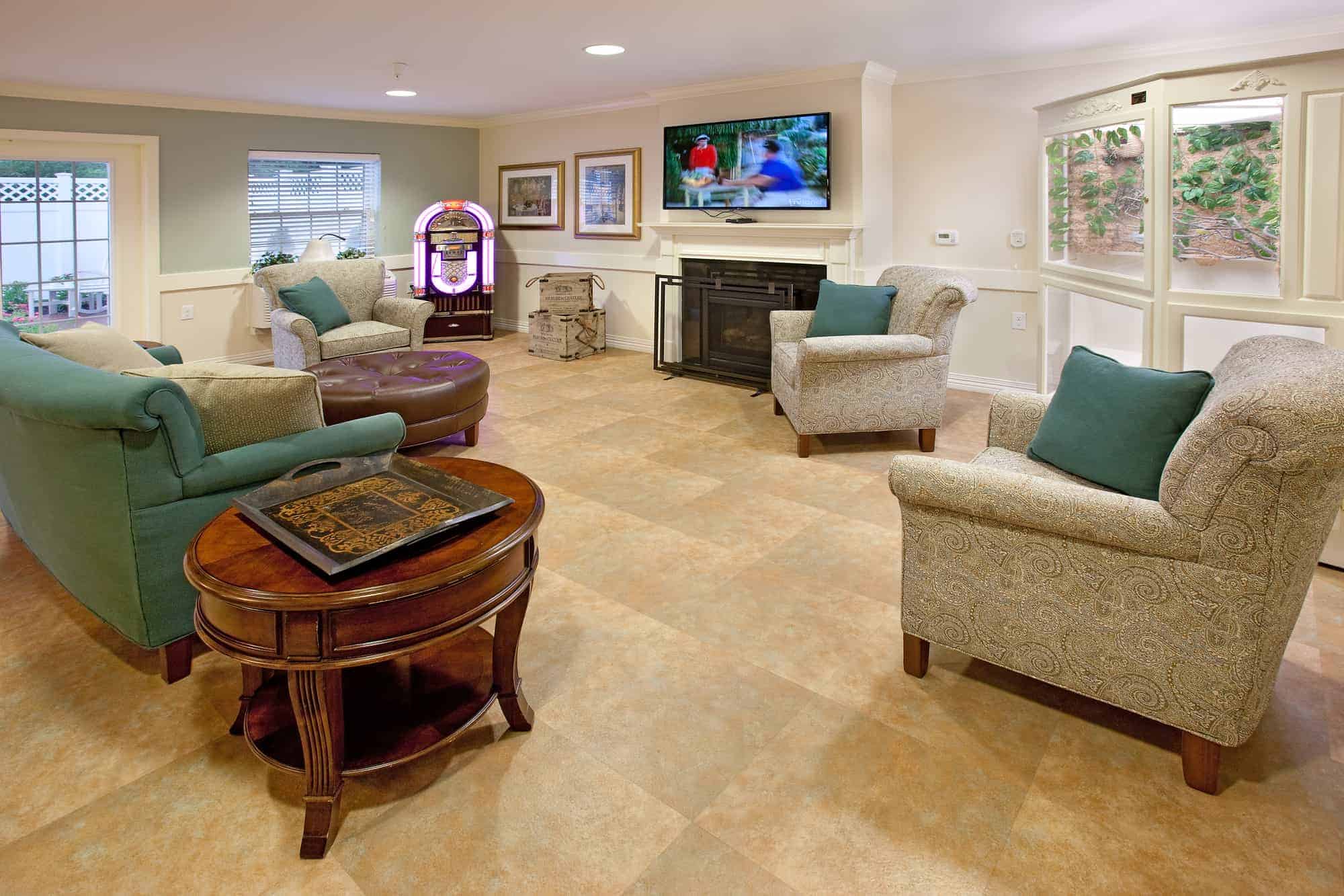 tyrone lobby with a seating area