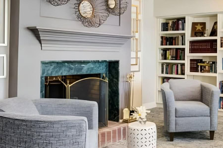 lindwood sitting area